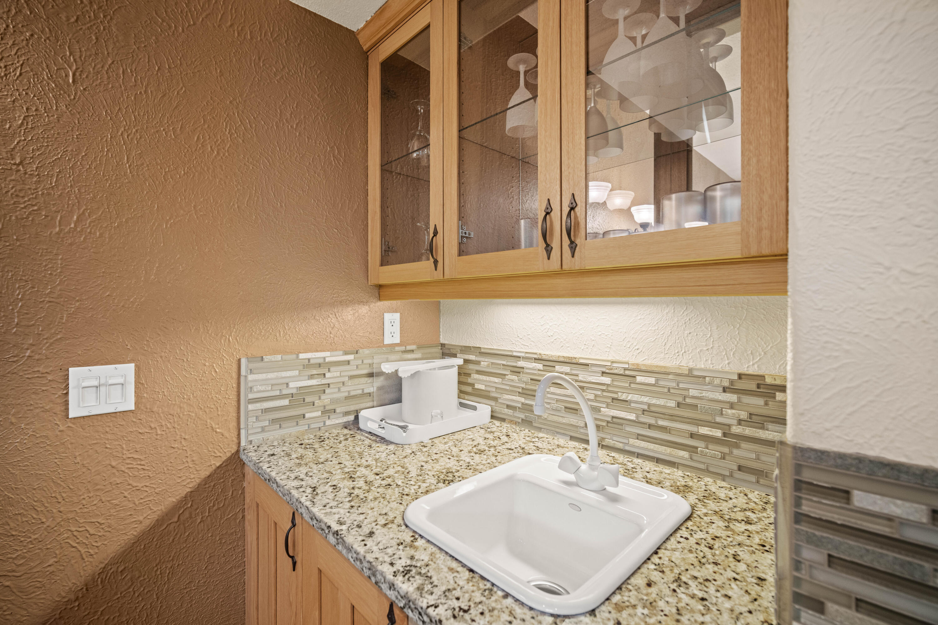 StoneTH - Residential