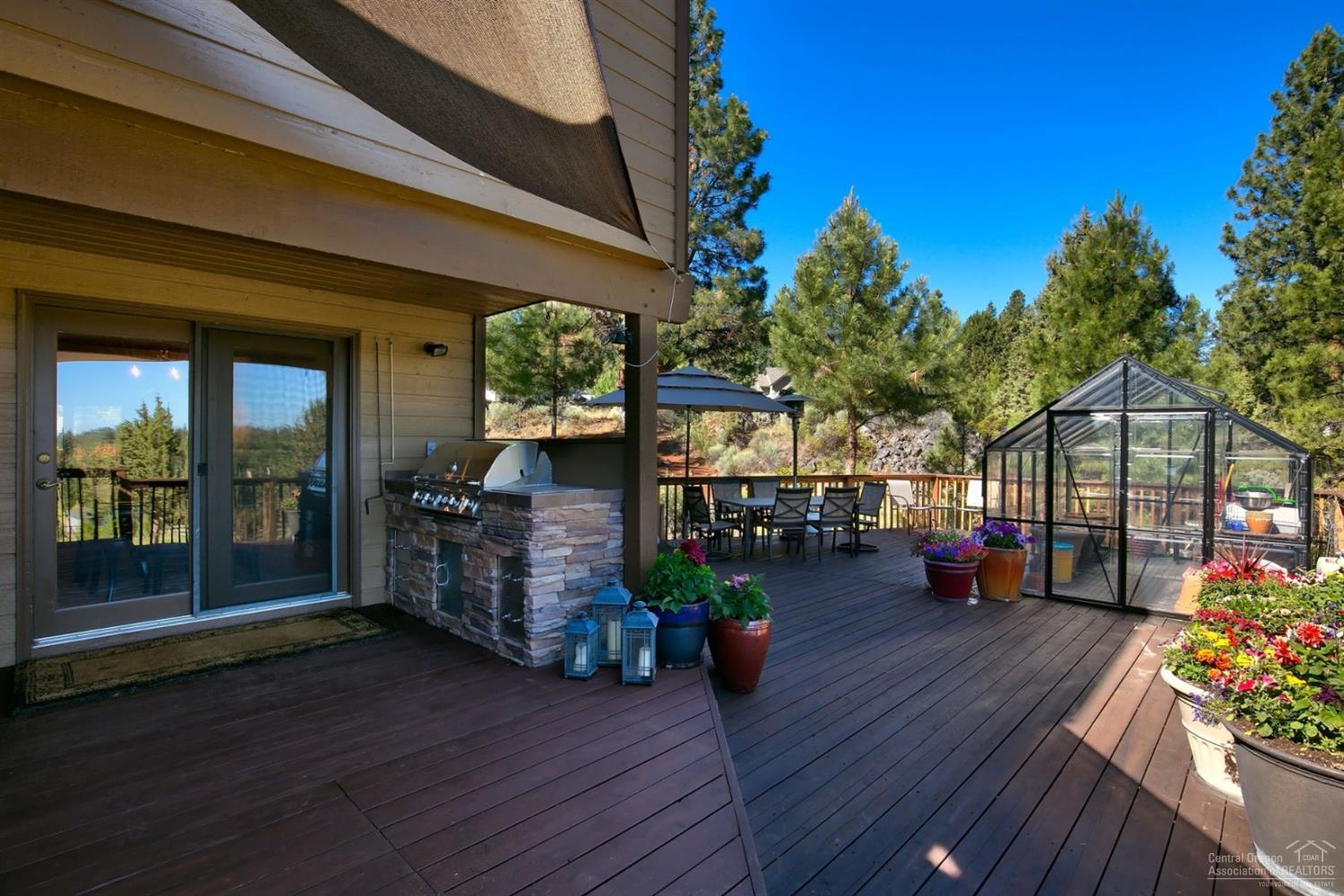 Woodside Ranch - Residential