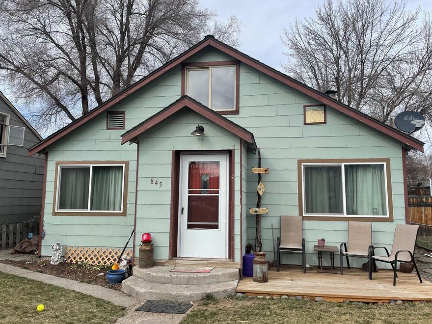 Charming home located in downtown Prineville close to schools, parks and shops. Entire property is currently used as a rental. The first level has 1,275 square feet, featuring 3 bedrooms and 1 bath, hardwood floors, a large kitchen with a pantry, large living area and a wood stove. Upstairs apartment with a private entrance is 400 square feet, has one bedroom, one bath and its own fenced yard. This is a wonderful opportunity for investors or extended family.