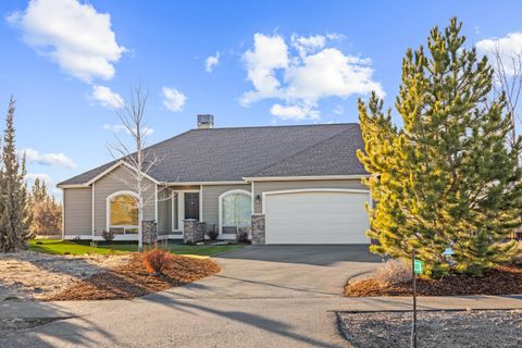 Tiny photo for 2278 NE Hilltop Lane, Madras, OR 97741 (MLS # 220214248)