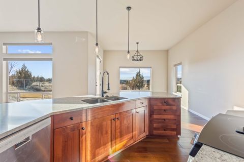 Tiny photo for 2278 NE Hilltop Lane, Madras, OR 97741 (MLS # 220214248)