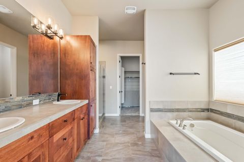 Tiny photo for 2278 NE Hilltop Lane, Madras, OR 97741 (MLS # 220214248)