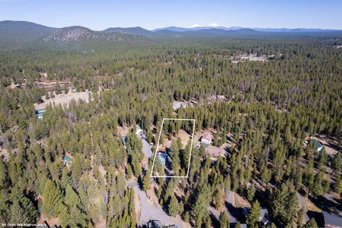 Tiny photo for 2057 Checkrein Lane, La Pine, OR 97739 (MLS # 220218053)