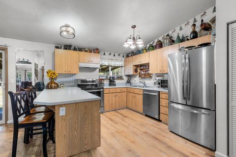 Tiny photo for 2057 Checkrein Lane, La Pine, OR 97739 (MLS # 220218053)