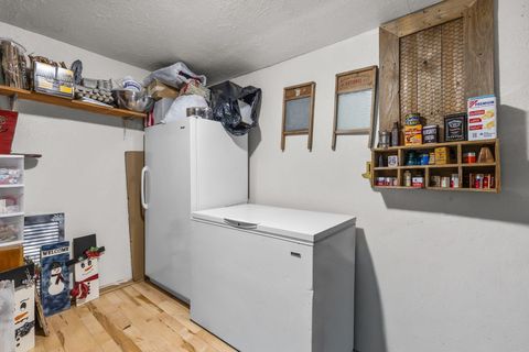 Tiny photo for 2057 Checkrein Lane, La Pine, OR 97739 (MLS # 220218053)