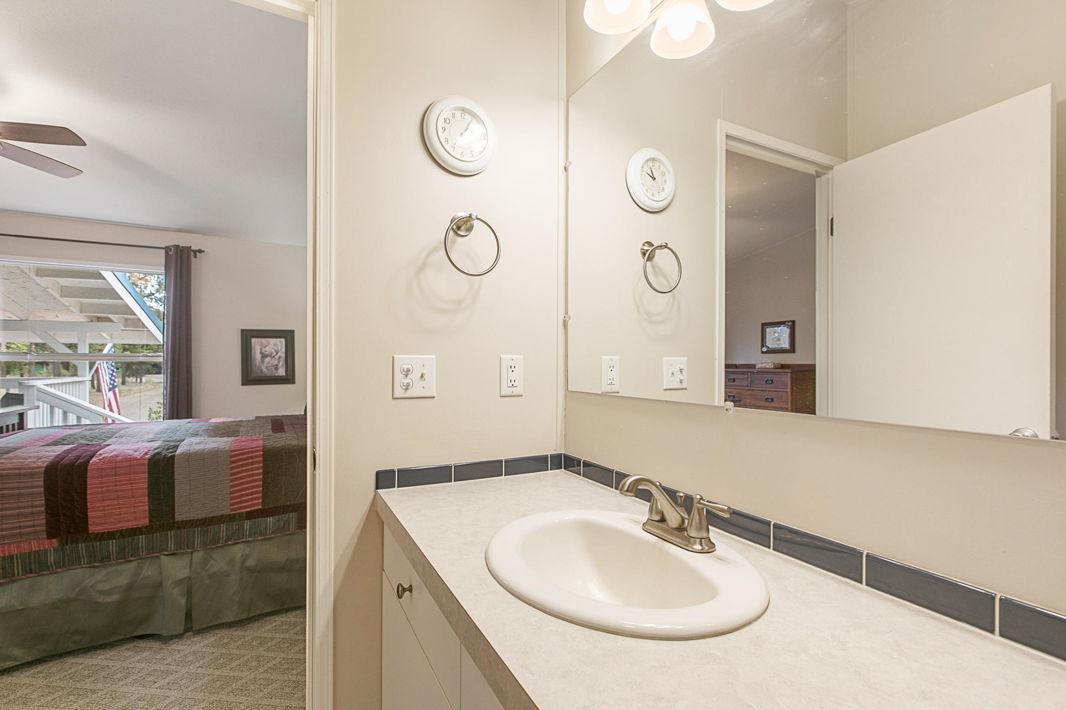 Deschutes River Tr - Residential