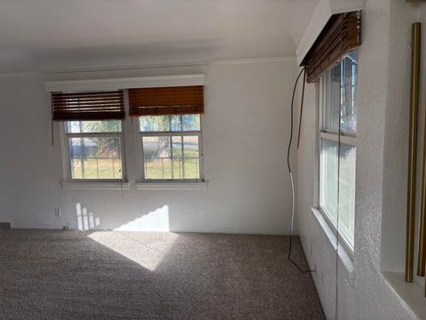 Tiny photo for 4522 Peck Drive, Klamath Falls, OR 97603 (MLS # 220210962)