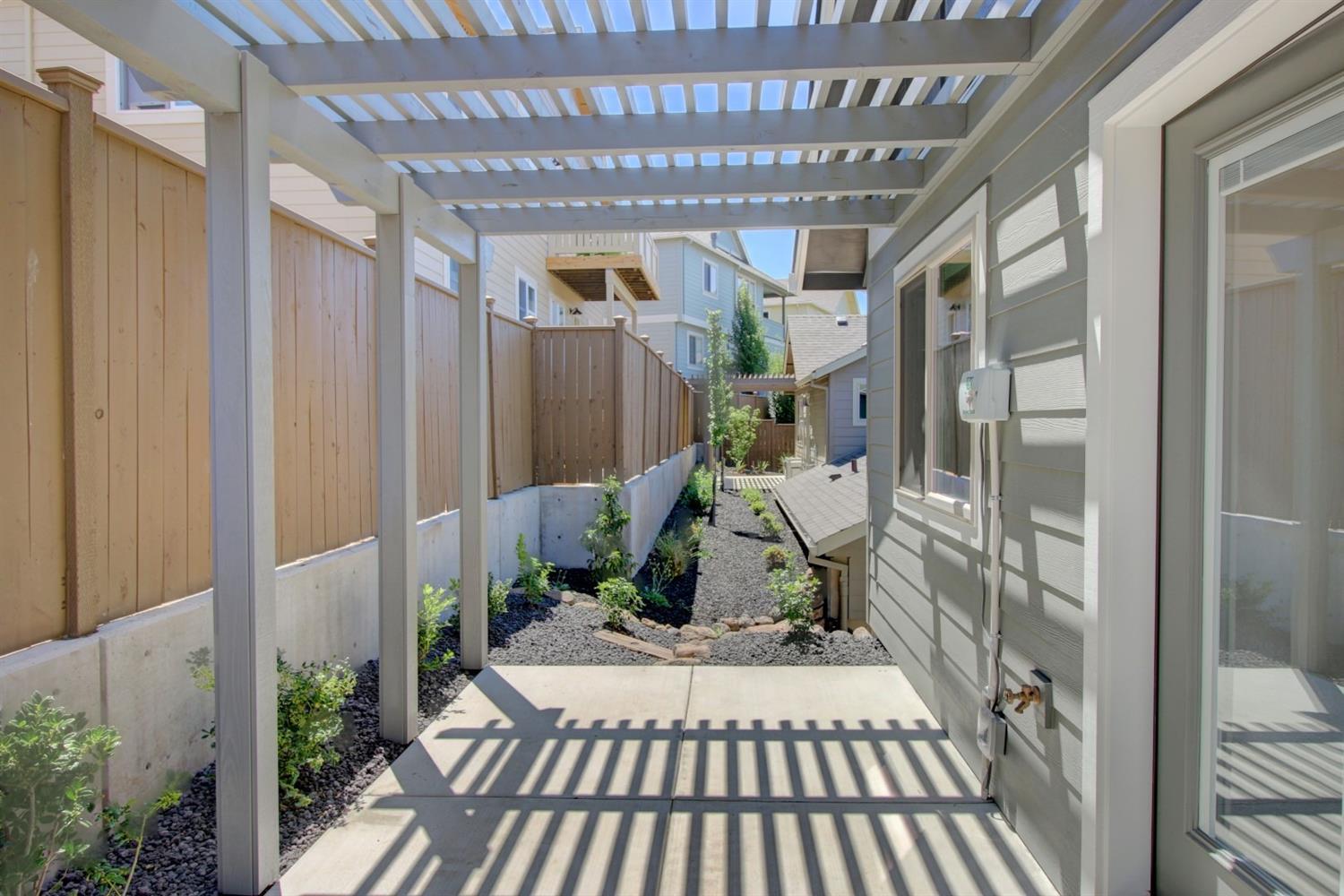 Meadowbrook Park - Residential