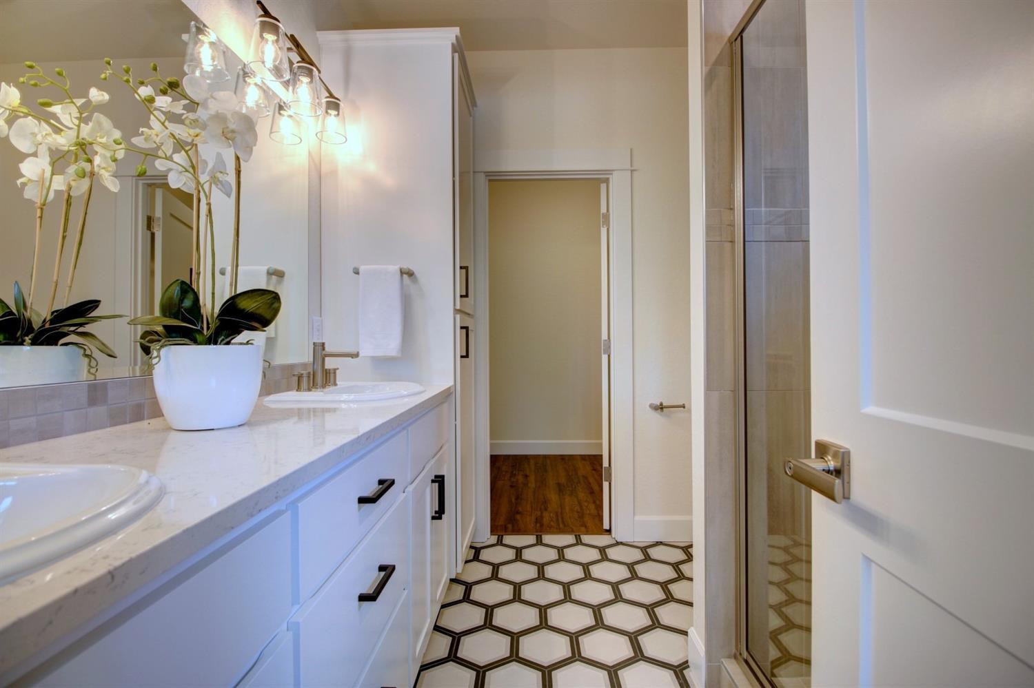 Meadowbrook Park - Residential