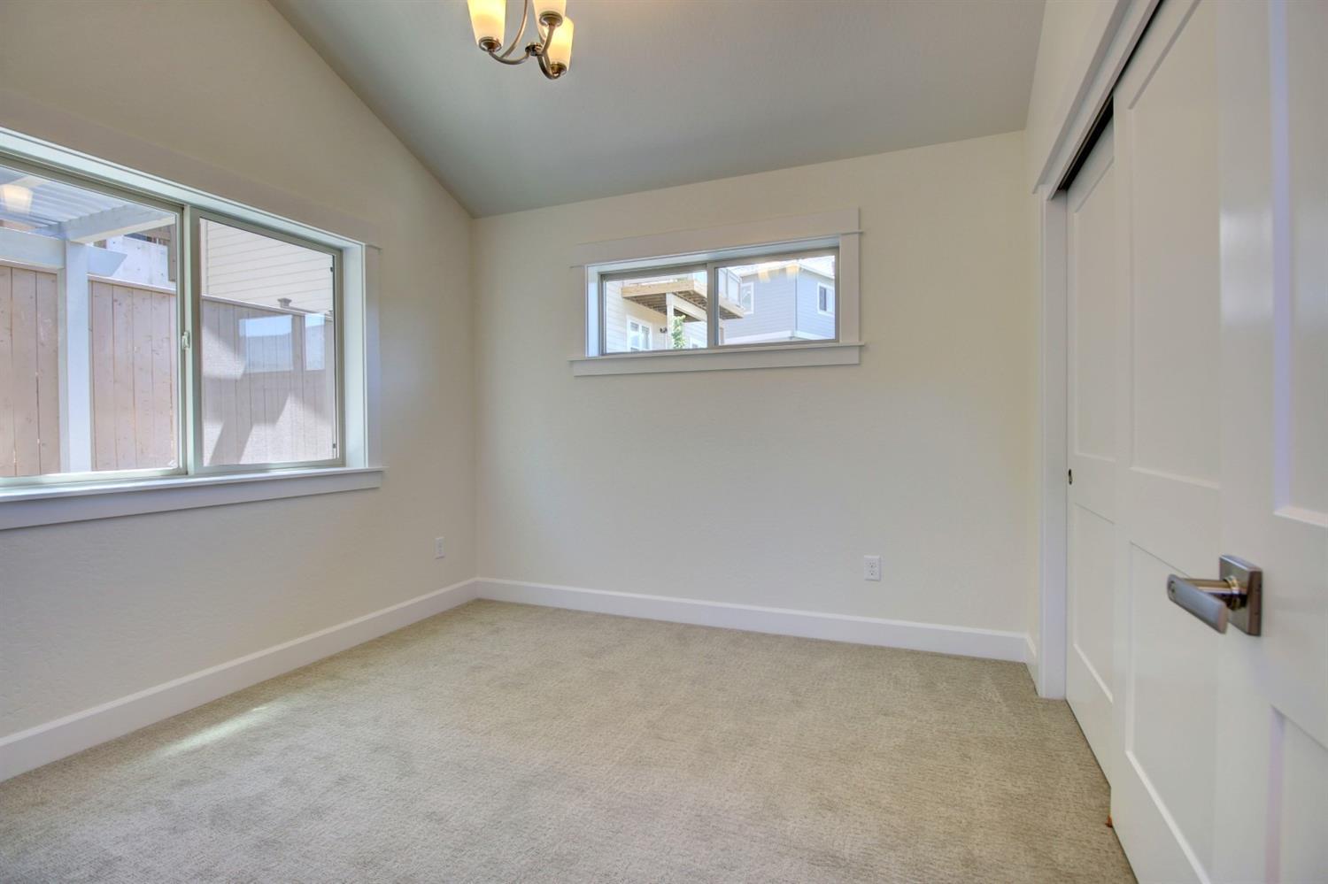 Meadowbrook Park - Residential