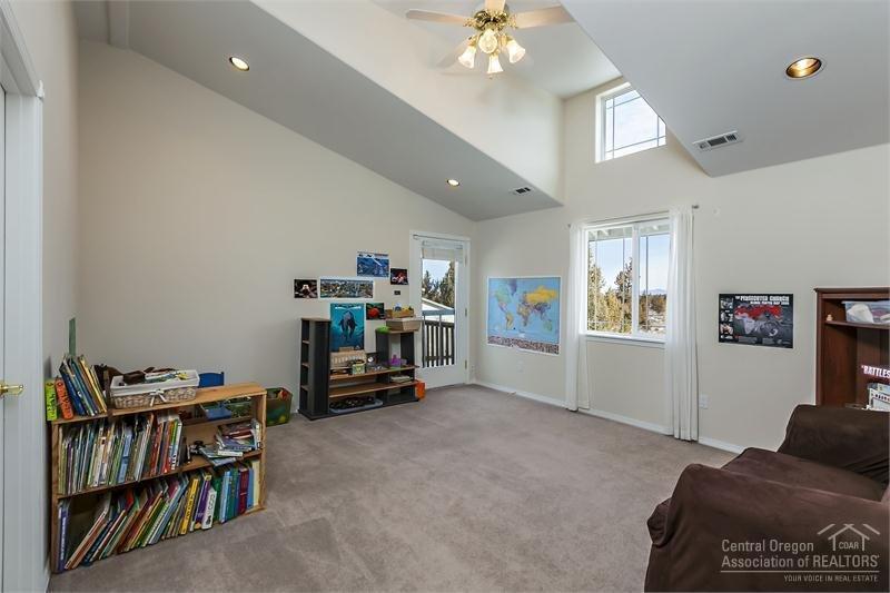 West Powell Butte Es - Residential