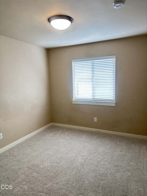 Tiny photo for 61101 SE Sydney Harbor Drive, Bend, OR 97702 (MLS # 220227046)