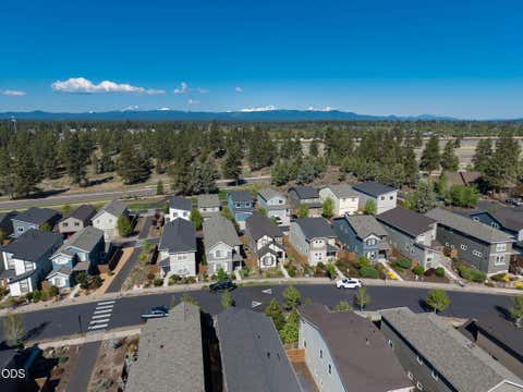 Tiny photo for 61101 SE Sydney Harbor Drive, Bend, OR 97702 (MLS # 220227046)