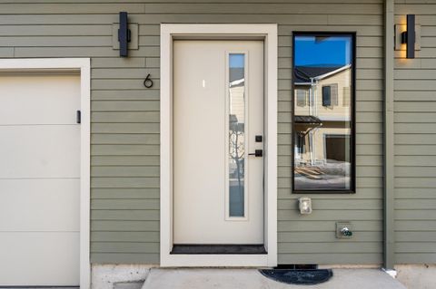 Tiny photo for 2028 Sunset Drive #6, Medford, OR 97501 (MLS # 220219390)