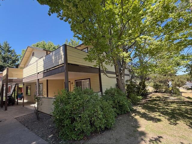 Rolling Hills Estates - Residential Income