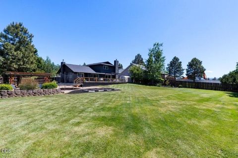Tiny photo for 61211 Mount Vista Drive, Bend, OR 97702 (MLS # 220222711)