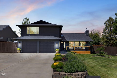 Photo of 61211 Mount Vista Drive, Bend, OR 97702 (MLS # 220222711)