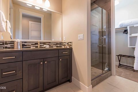 Tiny photo for 19238 Solomon Drive, Bend, OR 97702 (MLS # 220224265)