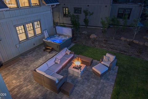 Tiny photo for 19238 Solomon Drive, Bend, OR 97702 (MLS # 220224265)