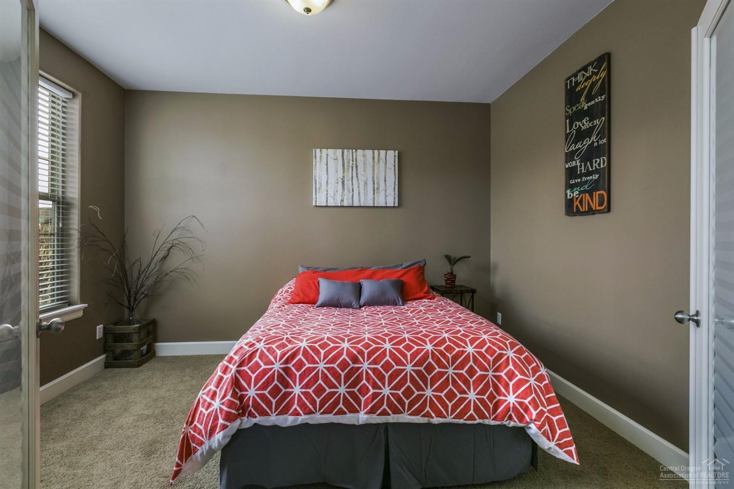 Parkway Village - Residential