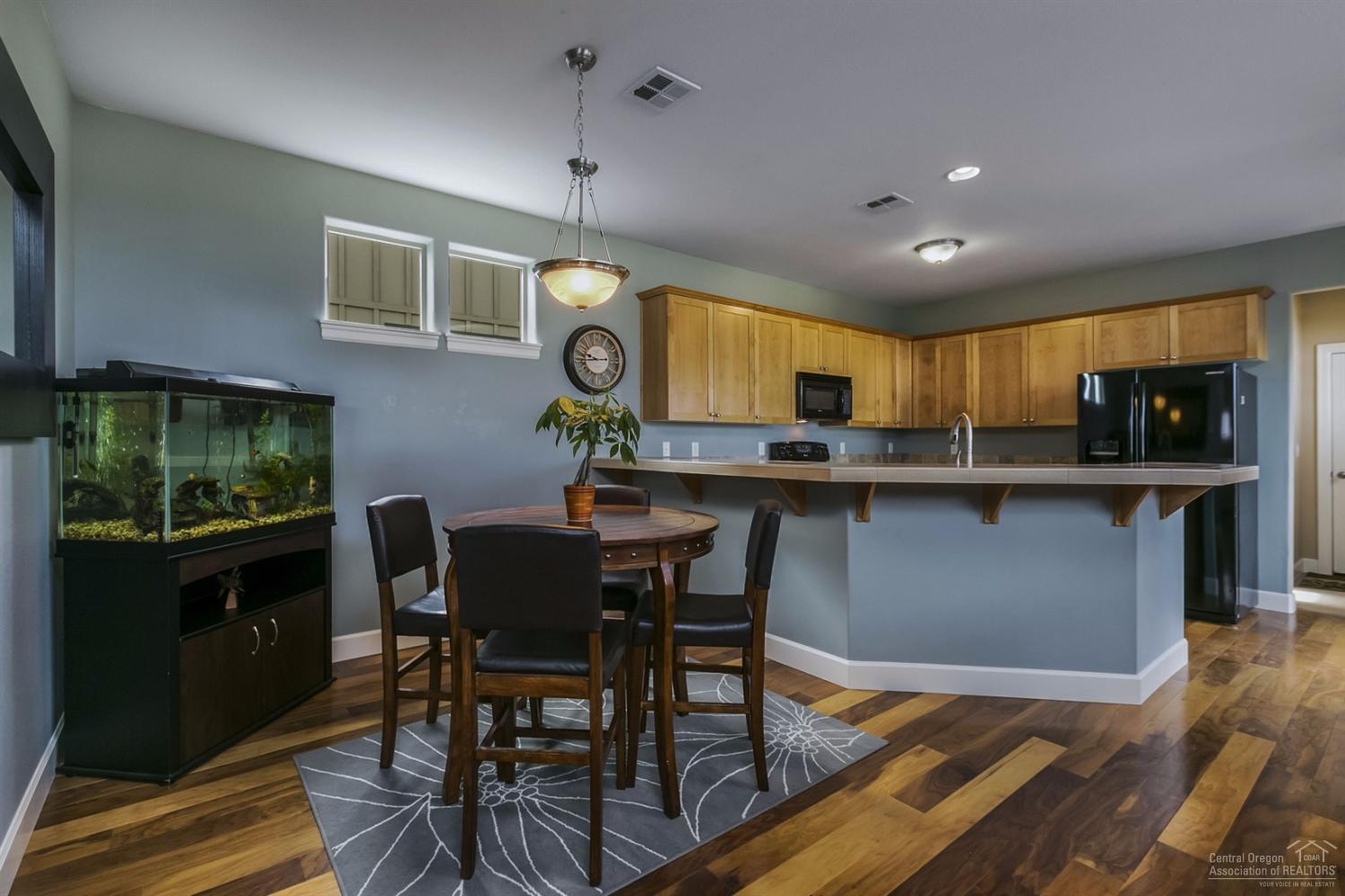 Parkway Village - Residential