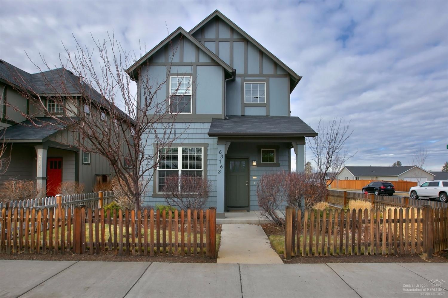 Parkway Village - Residential