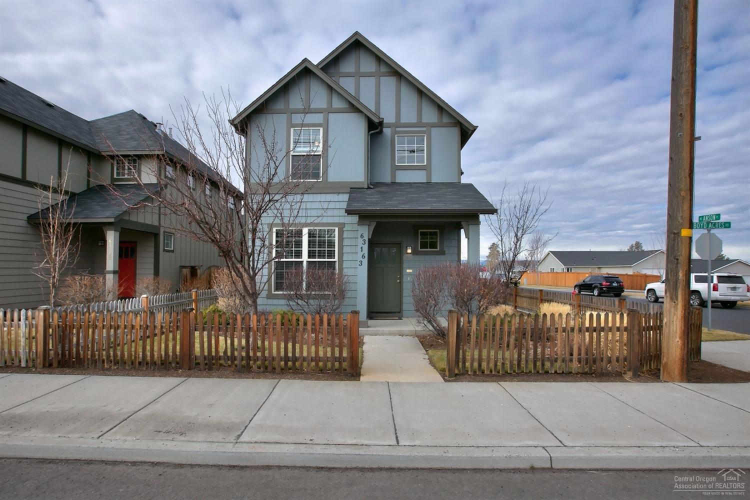 Parkway Village - Residential