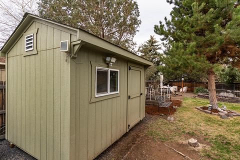 Tiny photo for 3128 NE Cromwell Court, Bend, OR 97701 (MLS # 220219392)
