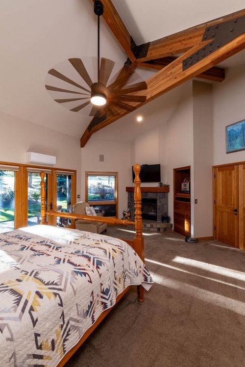 Tiny photo for 3237 NW Kidd Place, Bend, OR 97703 (MLS # 220210788)