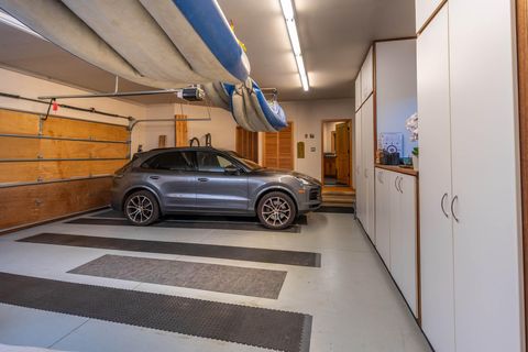 Tiny photo for 3237 NW Kidd Place, Bend, OR 97703 (MLS # 220210788)