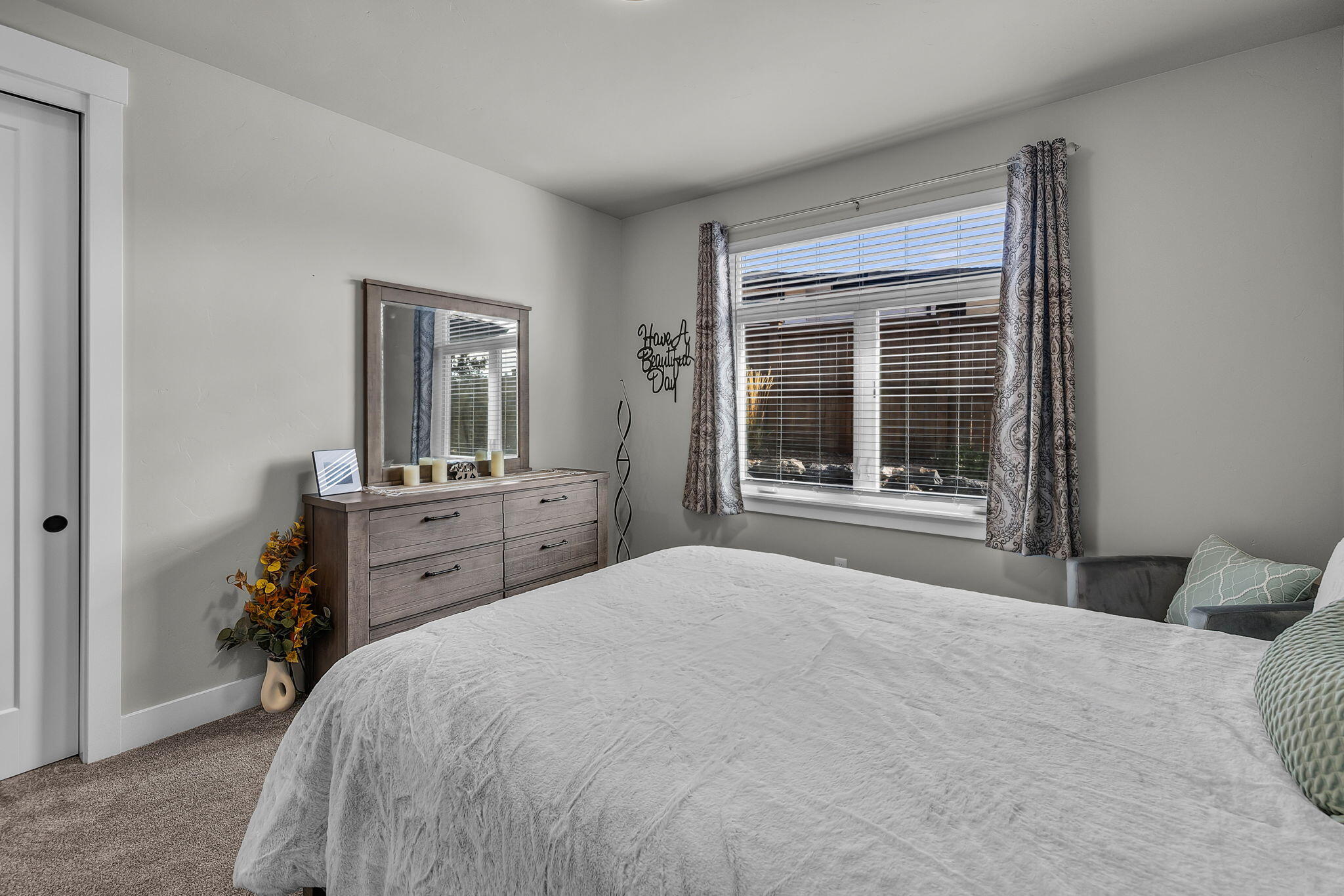 Redtail Ridge - Residential