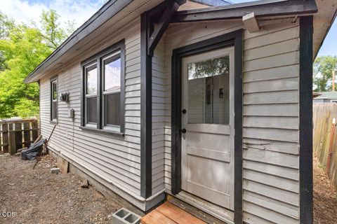 Tiny photo for 427 Martin Street, Klamath Falls, OR 97601 (MLS # 220223125)