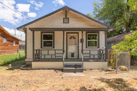 Photo of 427 Martin Street, Klamath Falls, OR 97601 (MLS # 220223125)