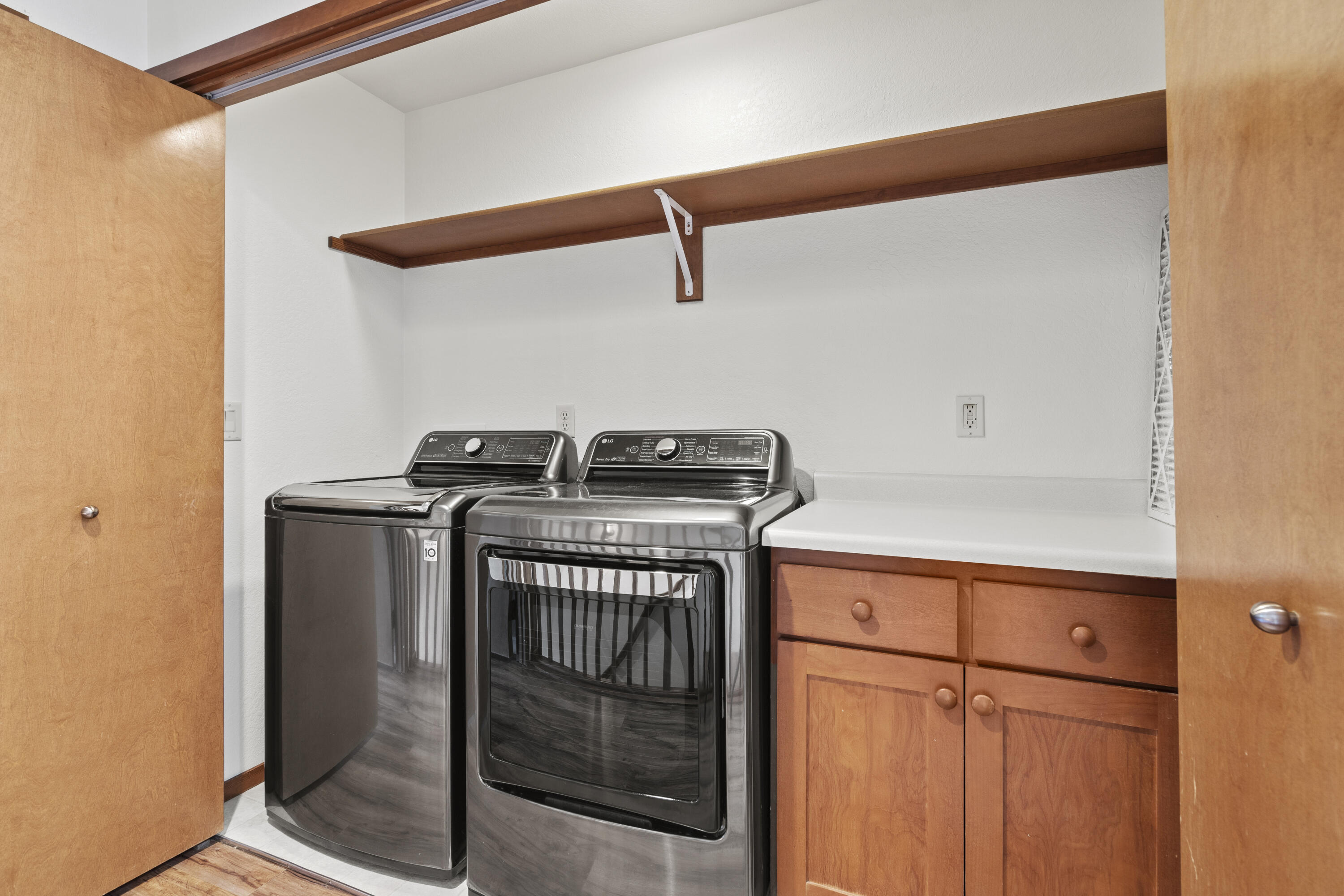 Alderwood Townhomes - Residential