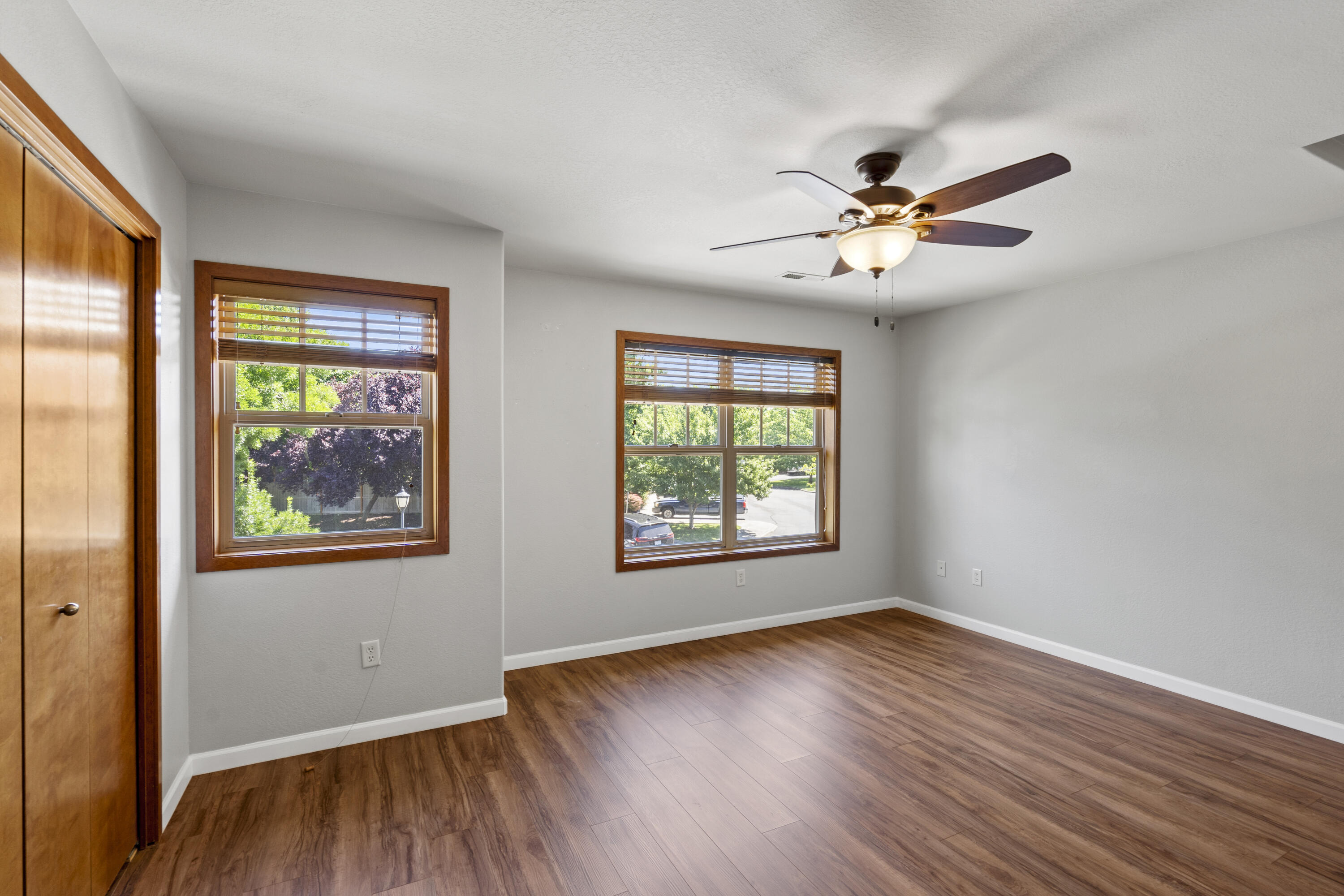 Alderwood Townhomes - Residential