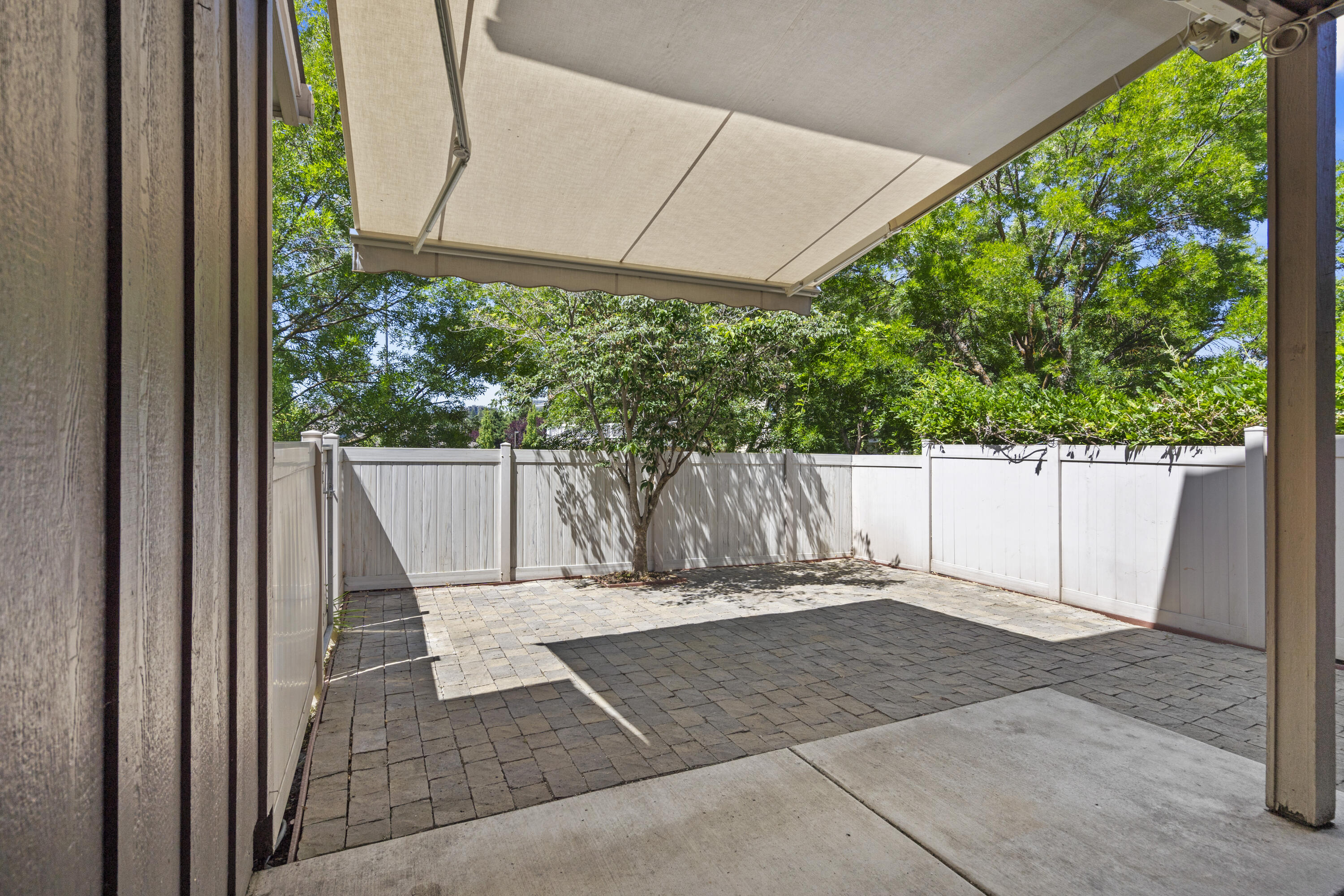 Alderwood Townhomes - Residential