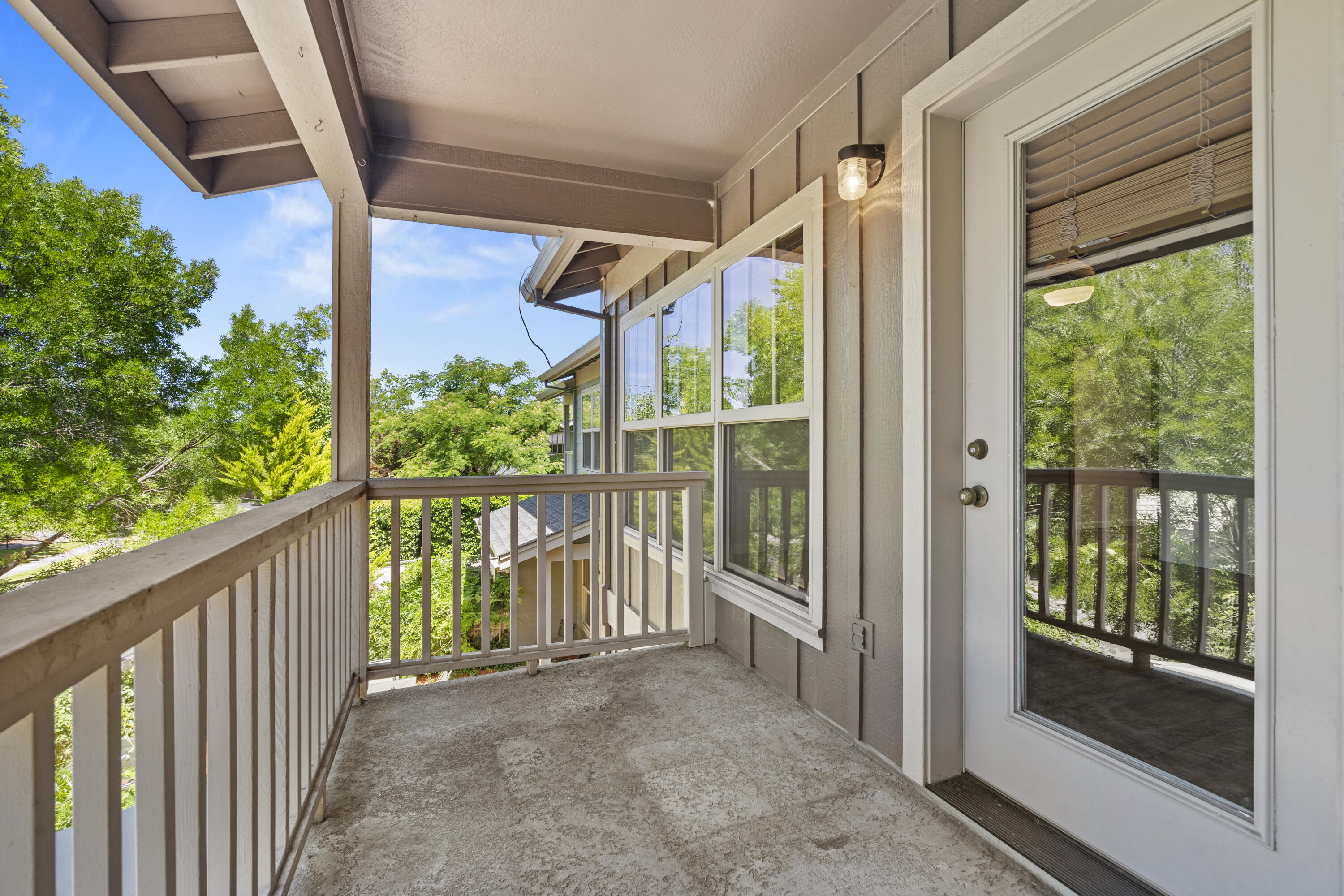 Alderwood Townhomes - Residential