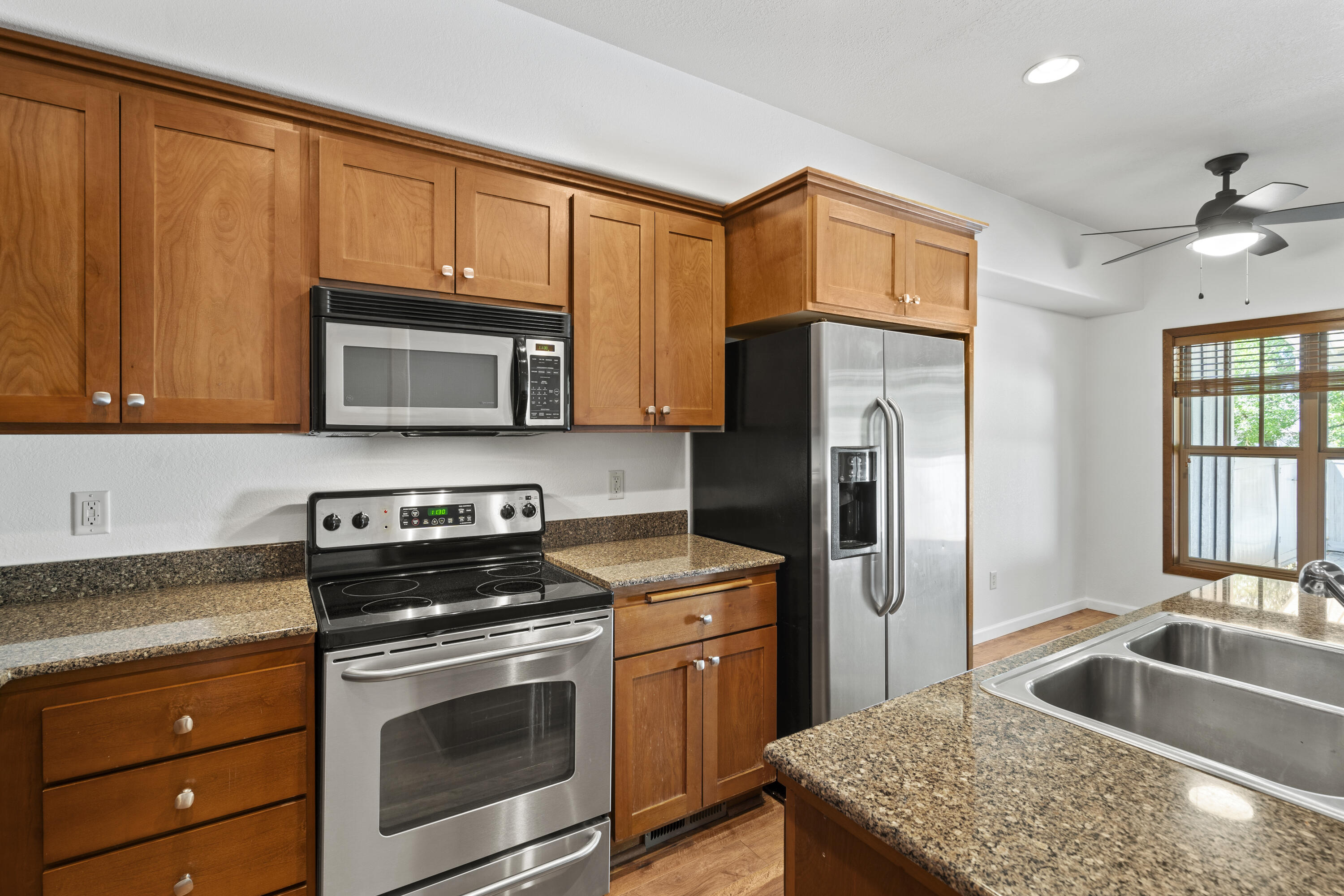 Alderwood Townhomes - Residential