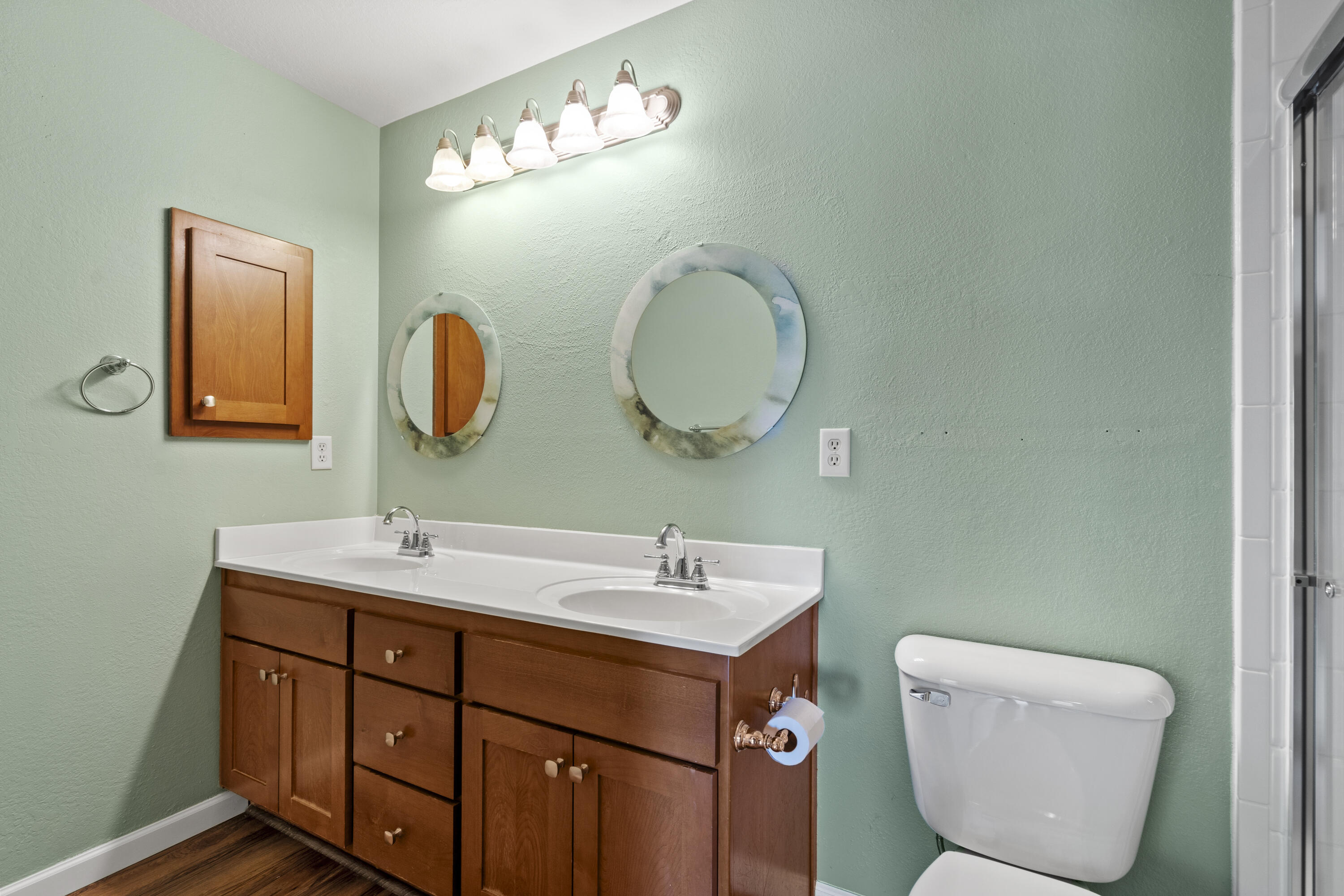 Alderwood Townhomes - Residential