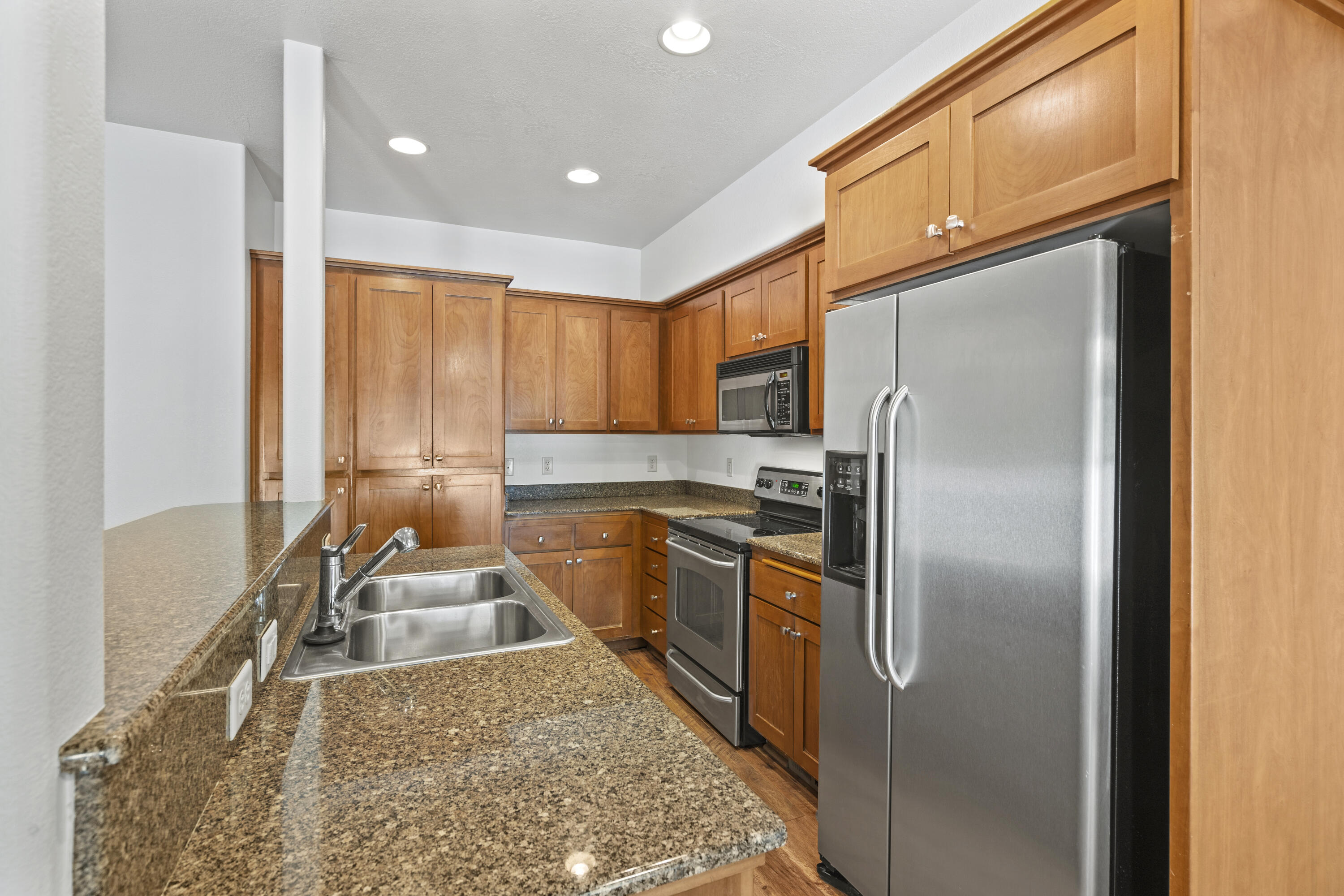 Alderwood Townhomes - Residential