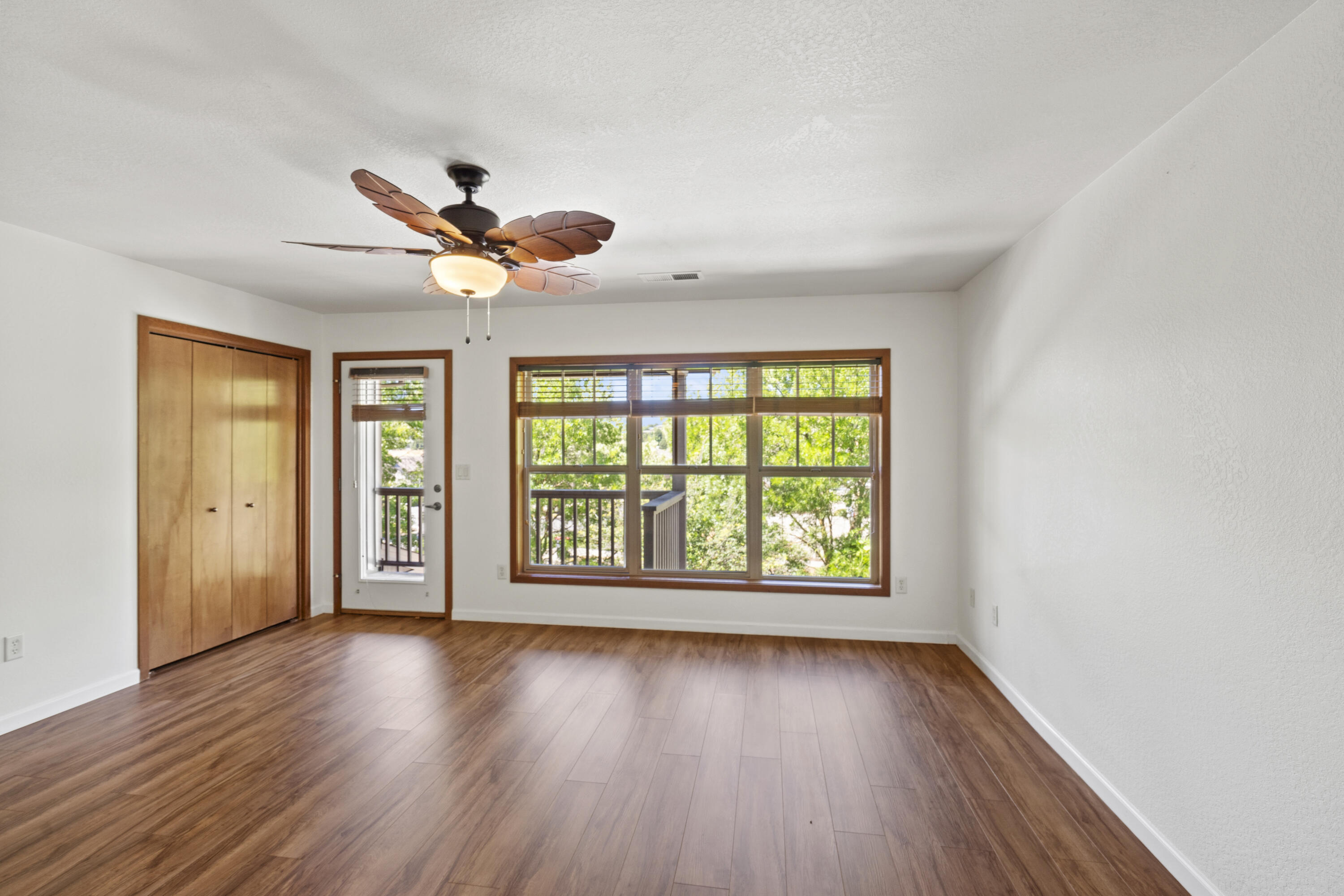 Alderwood Townhomes - Residential