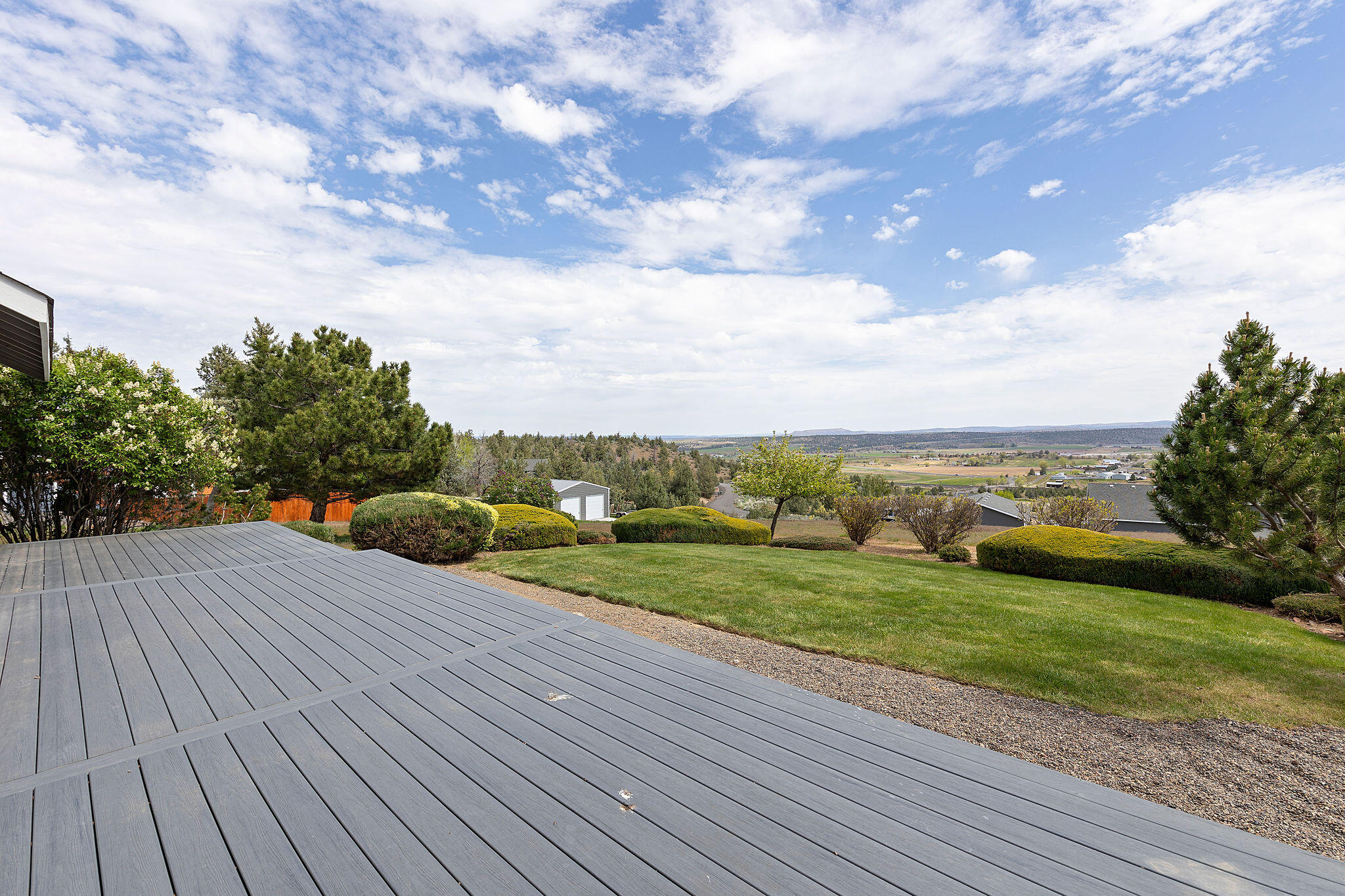 1917 NE Squire Drive