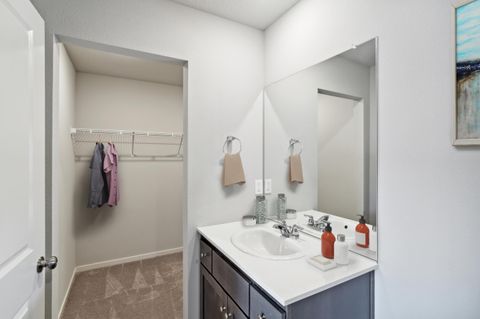 Tiny photo for 16687 Grey Pine St Pne, La Pine, OR 97739 (MLS # 220211378)