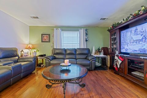 Tiny photo for 2690 Cummings Lane, Medford, OR 97501 (MLS # 220212592)