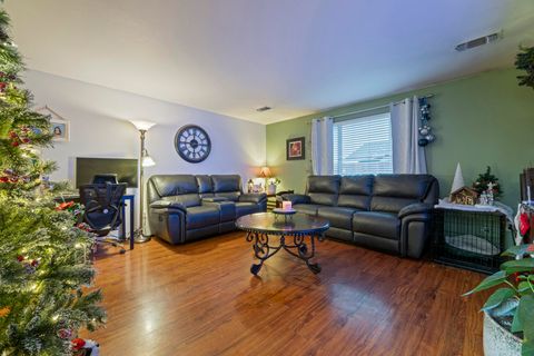 Tiny photo for 2690 Cummings Lane, Medford, OR 97501 (MLS # 220212592)