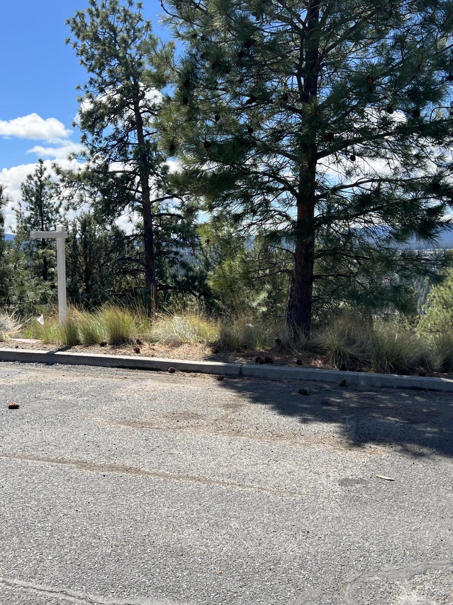 1945 NW Sun Ray Court