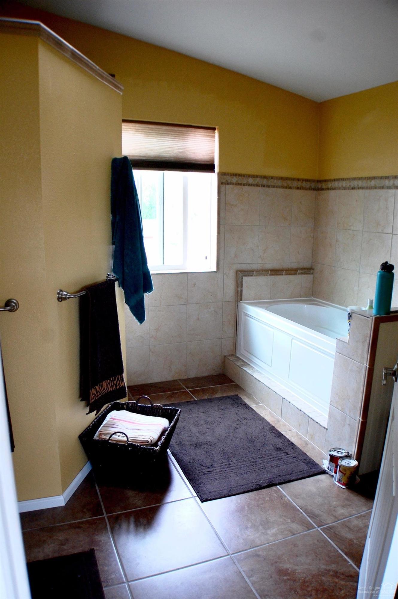 Alexander Hodges - Residential