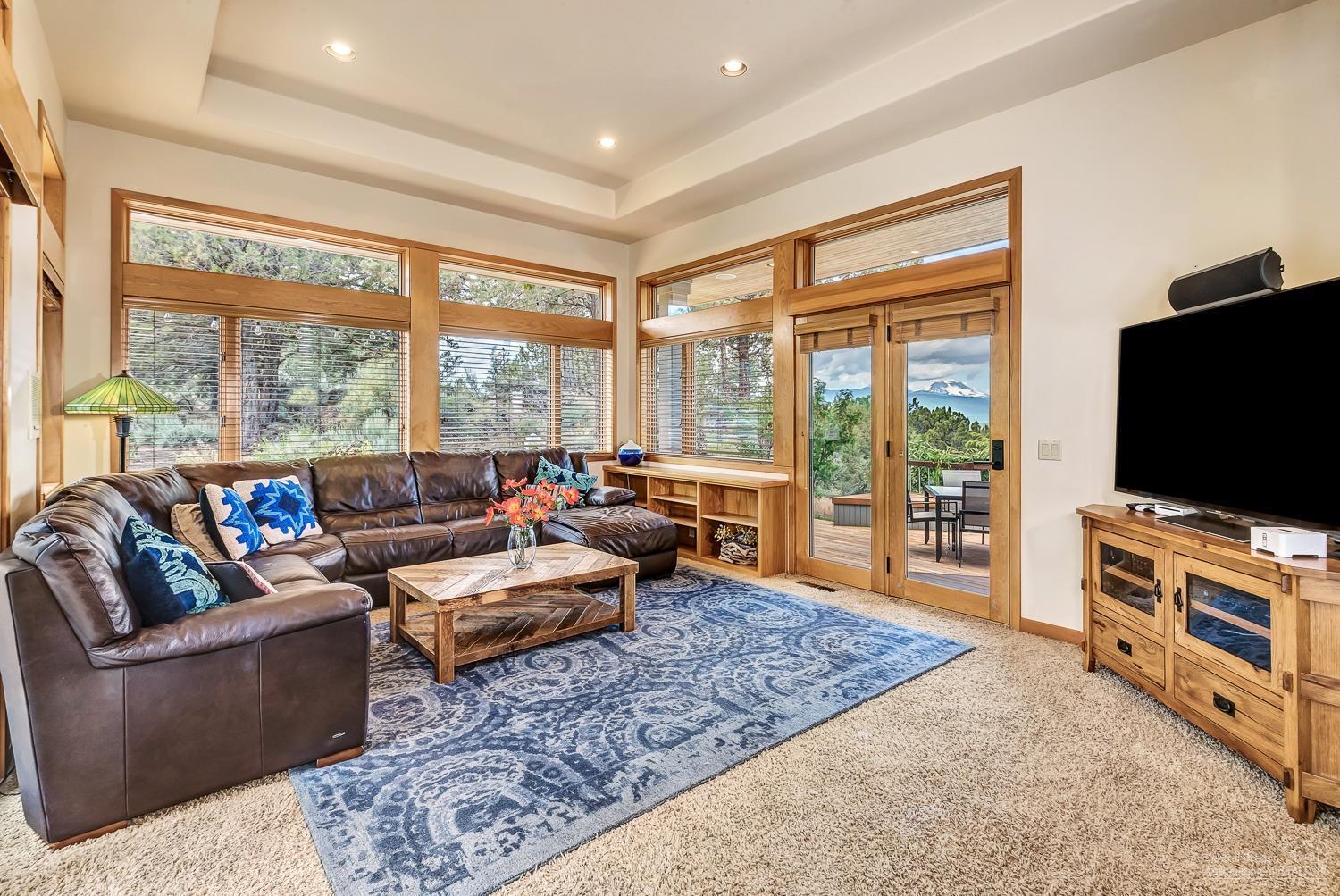 Lovestone Acres - Residential