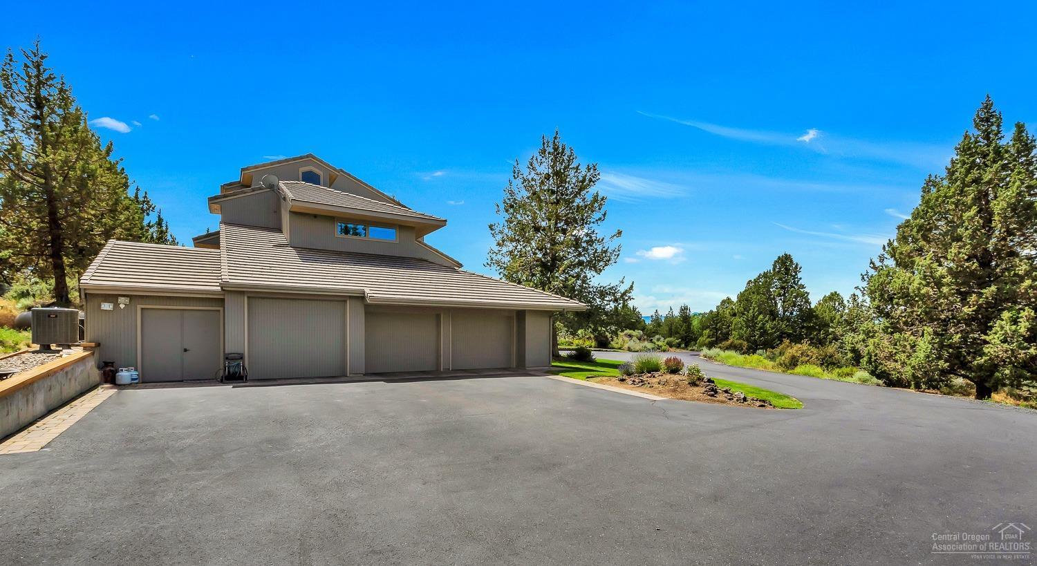 Lovestone Acres - Residential