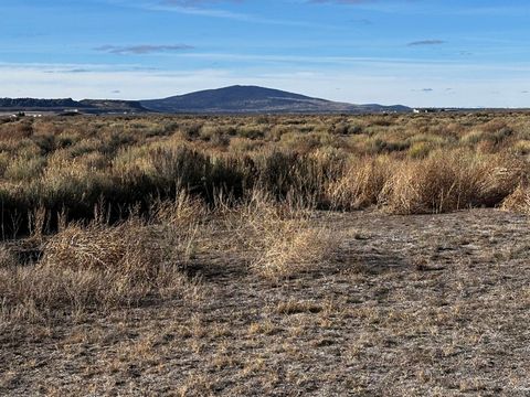 Tiny photo for 46864 Tucker Road, Christmas Valley, OR 97641 (MLS # 220212496)